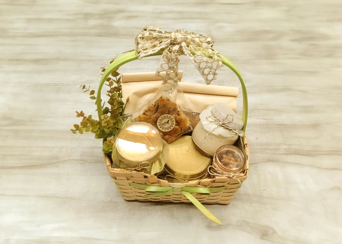 Bake My Day Basket