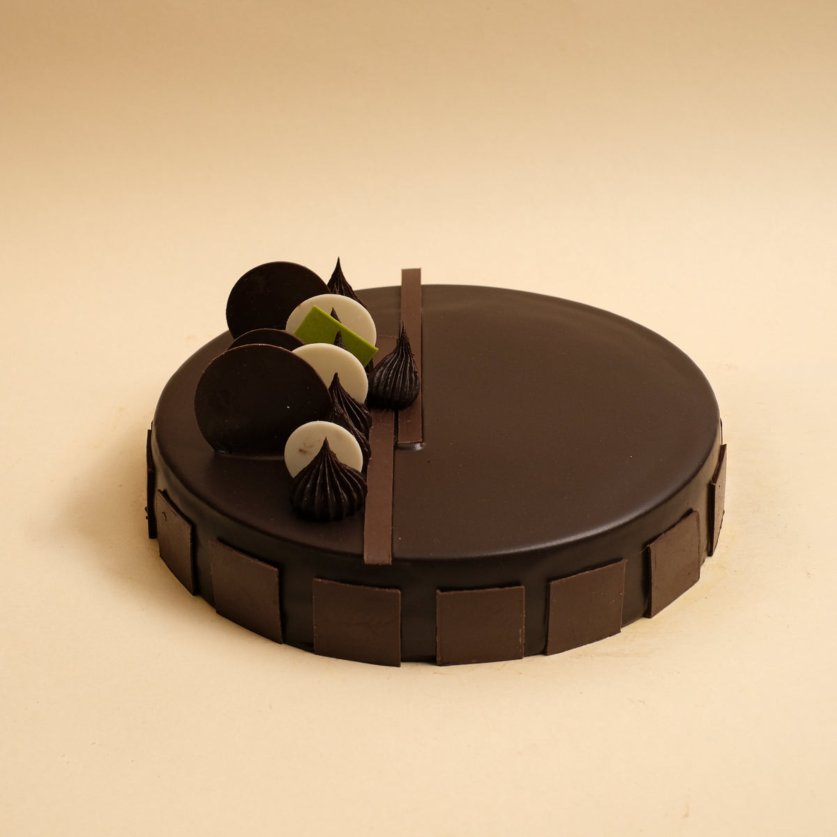 Chocolate Truffle Cake (1 kg)