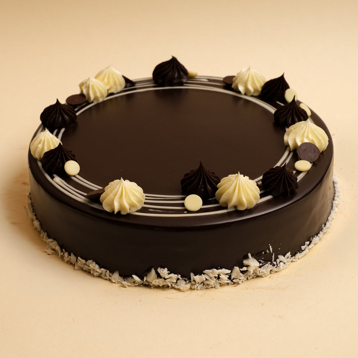 Chocolate Vanilla Cake (1 kg)