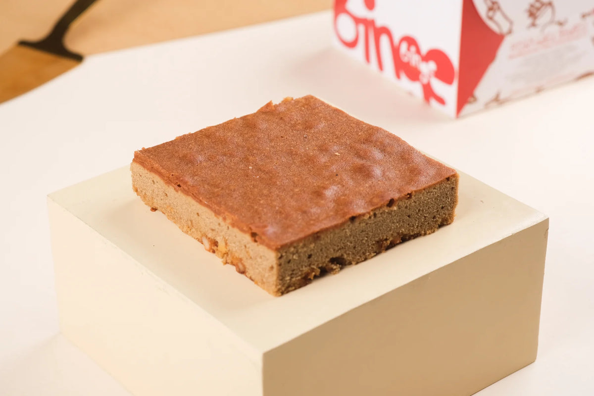Coffee Crunch Cake Slice