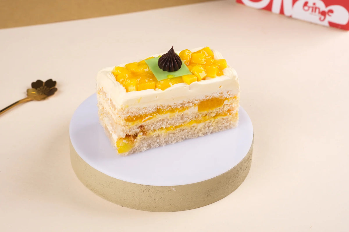 Mango Eggless Pastry